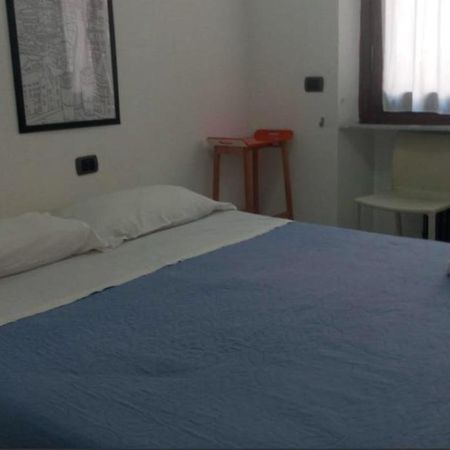 B&B Al Molo Генуя Экстерьер фото